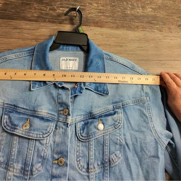 Old Navy Light Blue Jean Jacket - Picture 5 of 11
